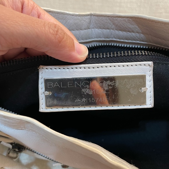 Authentic Balenciaga White bag - Picture 5 of 8